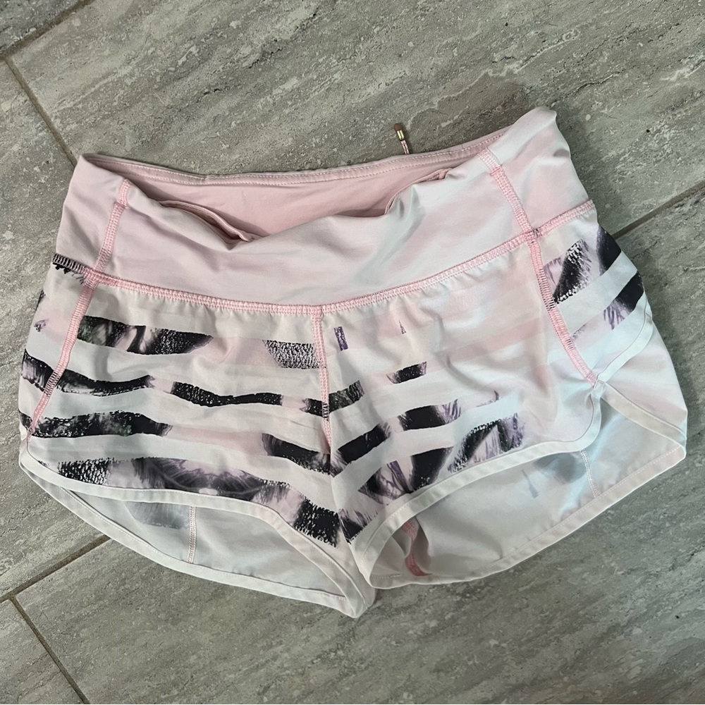 Lululemon Speed Shorts Pale Pink & Black